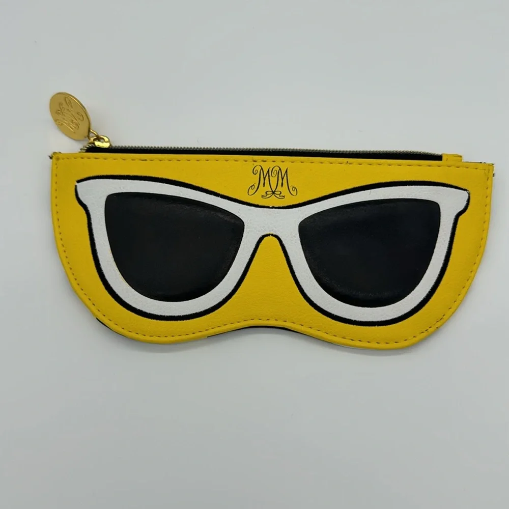 Disney Store Minnie Mouse Signature Collection Pencil‎ Case Sunglass Shape